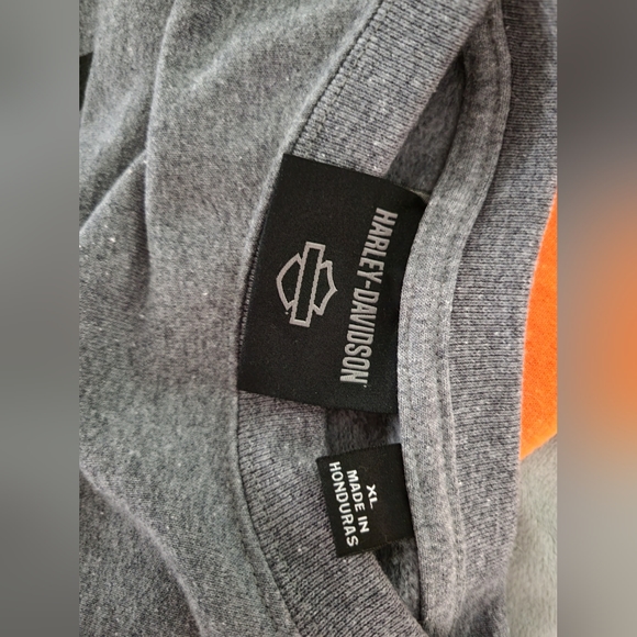 Harley Davidson Swearshirt - Picture 2 of 3